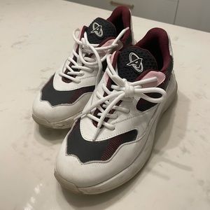 Axel Arigato Swipe Sneaker